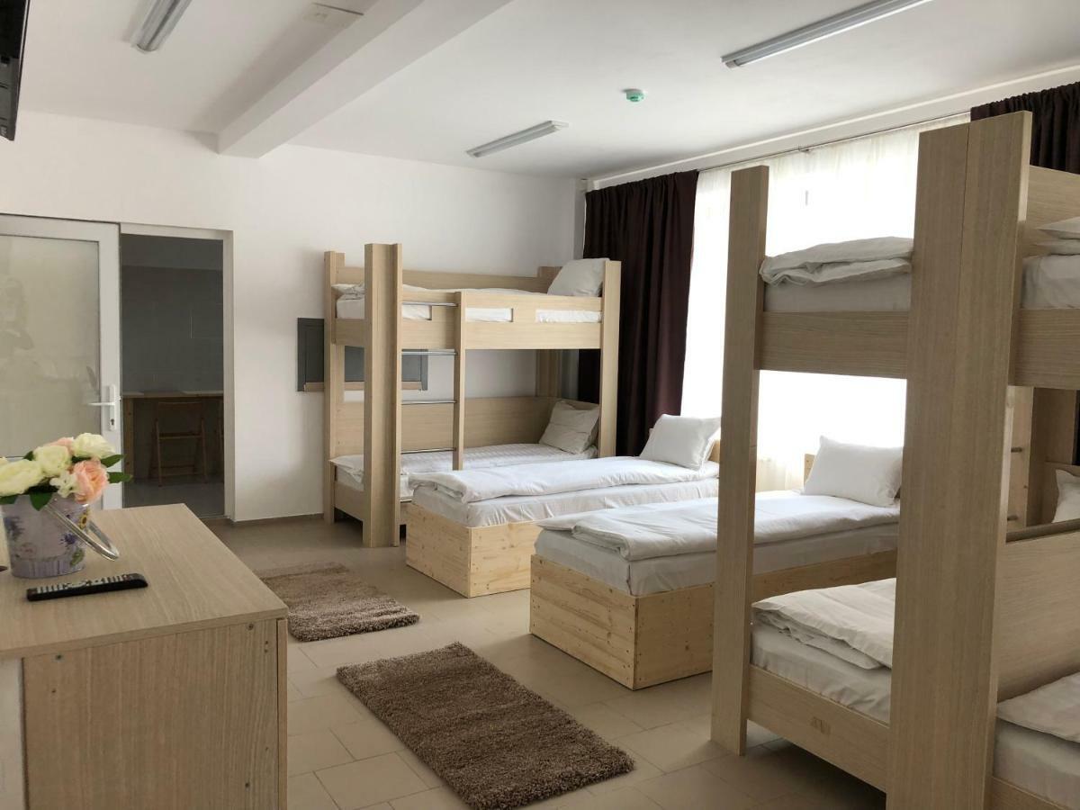 Hotel Nova Residence Popesti-Leordeni Exteriér fotografie