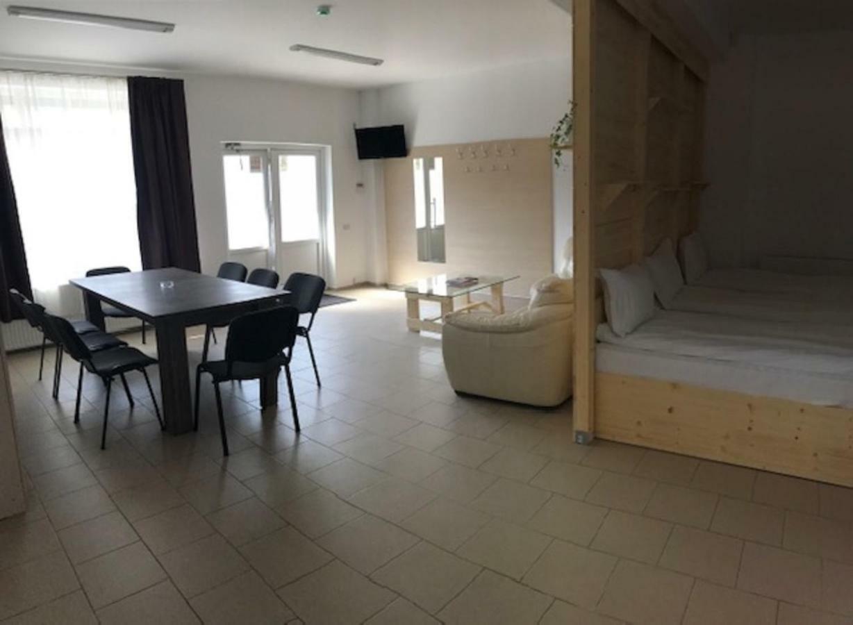 Hotel Nova Residence Popesti-Leordeni Exteriér fotografie
