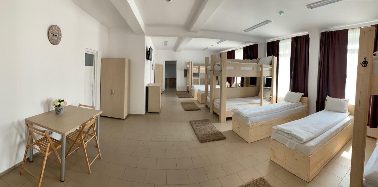 Hotel Nova Residence Popesti-Leordeni Exteriér fotografie