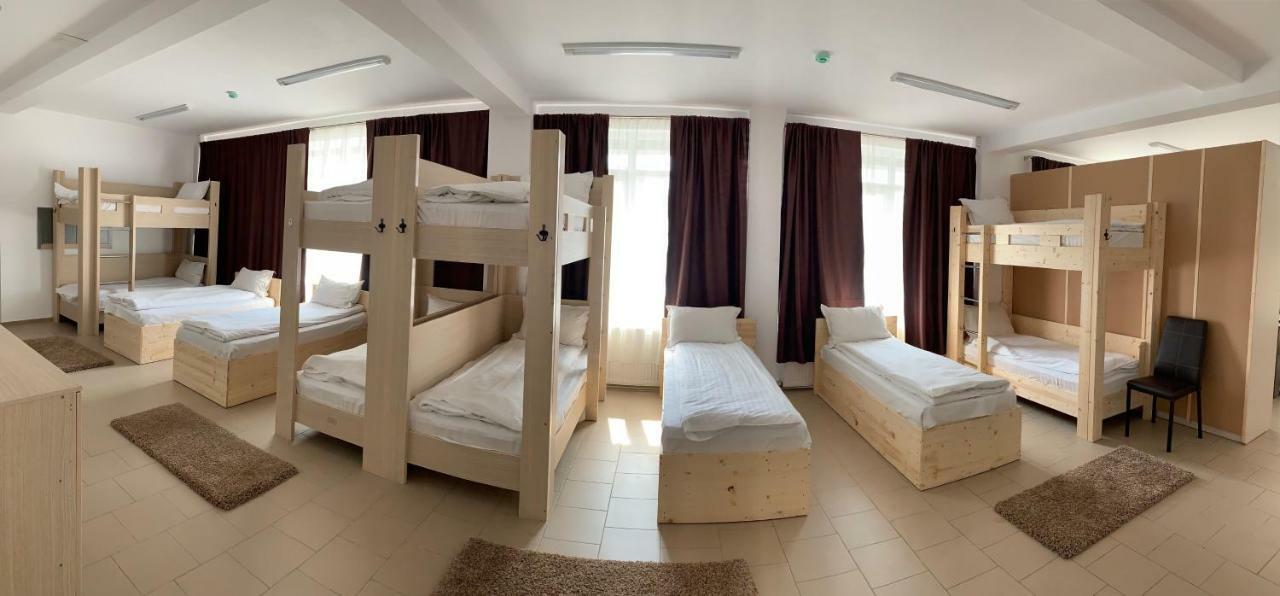 Hotel Nova Residence Popesti-Leordeni Exteriér fotografie